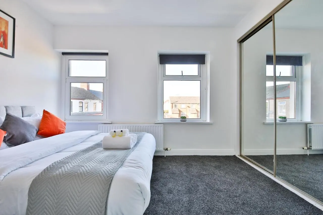 Spacious 3 Bedroom Close To Cardiff City Centre